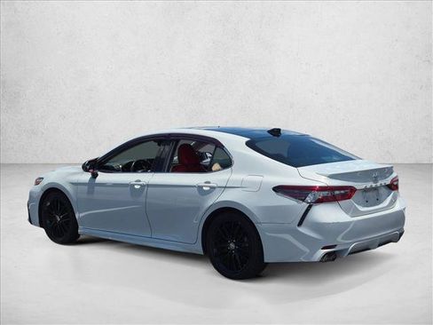 Used 2022 Toyota Camry XSE w/ Navigation Package FWD image 7