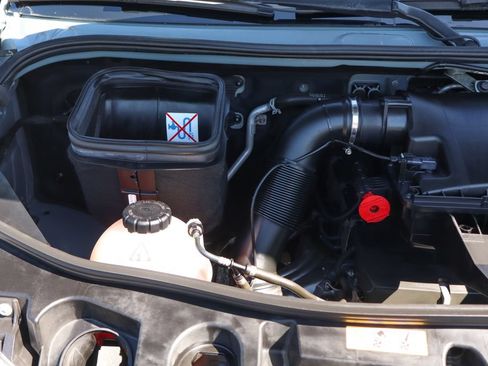 Used 2020 Mercedes-Benz Sprinter 1500 image 14