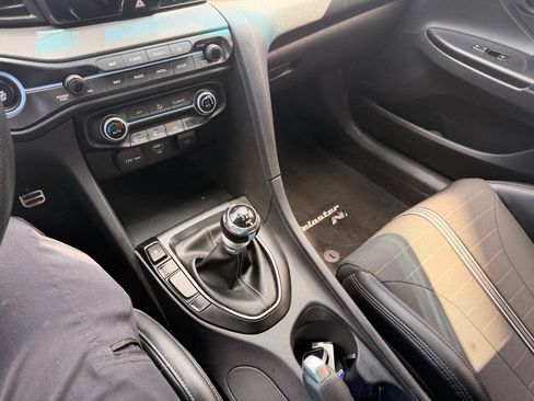 Used 2021 Hyundai Veloster N FWD image 23