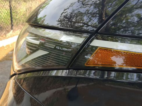 New 2025 Volkswagen ID. Buzz Pro S image 11