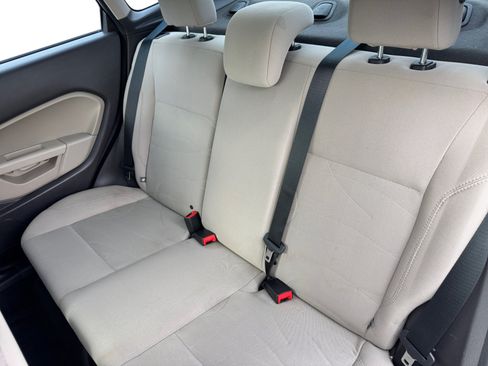 Used 2016 Ford Fiesta SE FWD image 13