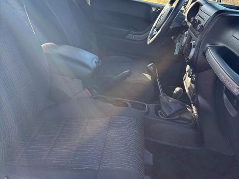 Used 2012 Jeep Wrangler Unlimited Sport image 24