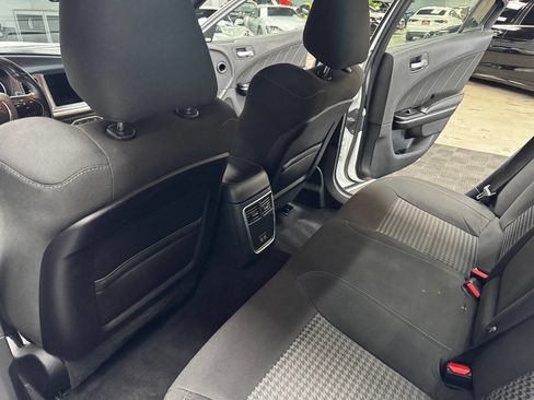 Used 2019 Dodge Charger GT w/ Driver Confidence Group image 40