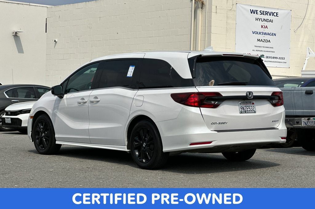 Used 2024 Honda Odyssey Sport image 5