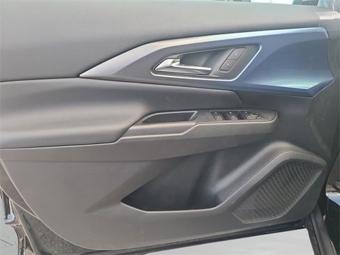 New 2026 Chevrolet Equinox EV LT image 30