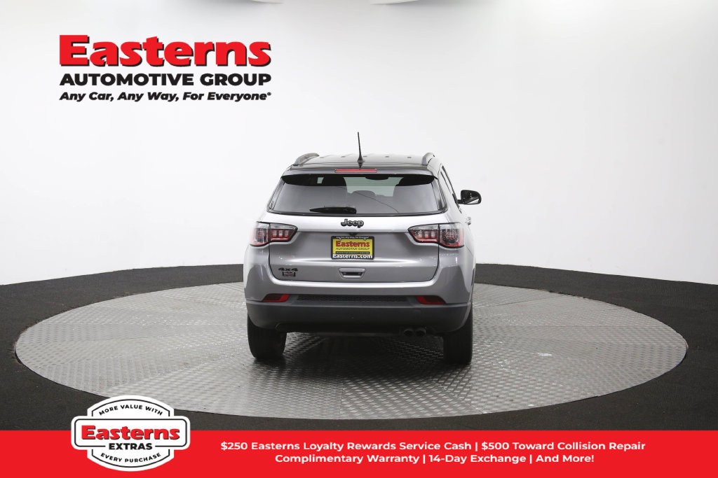 Used 2020 Jeep Compass Latitude AWD/4WD image 39