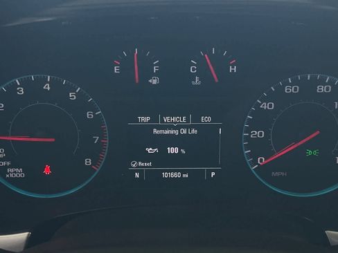 Used 2018 Chevrolet Traverse LS FWD image 33