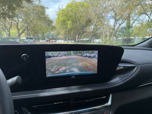 Used 2025 Buick Envista Preferred image 17