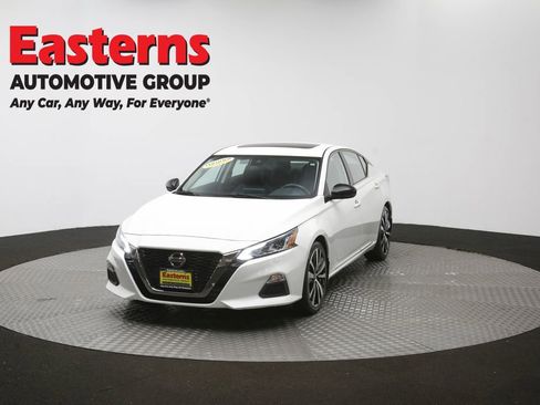 Used 2022 Nissan Altima 2.0 SR FWD image 55