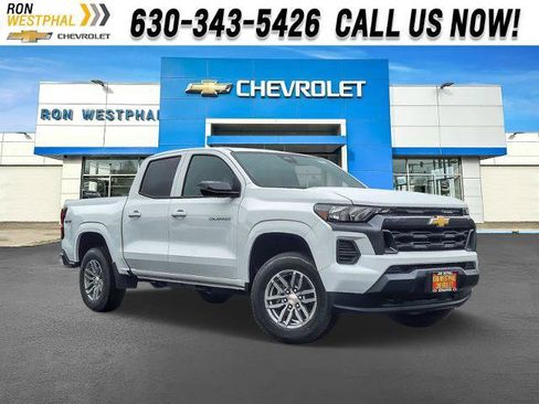 New 2025 Chevrolet Colorado LT image 1