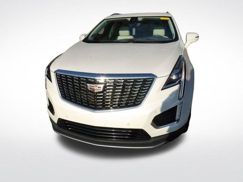 Used 2021 Cadillac XT5 Premium Luxury FWD image 8