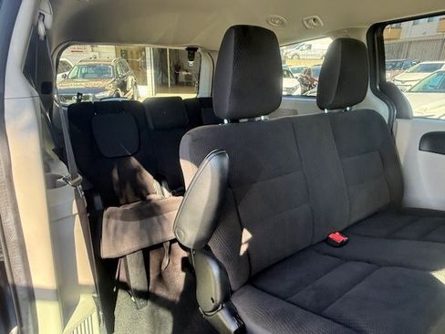 Used 2017 Dodge Grand Caravan SE w/ Power Window Group image 11