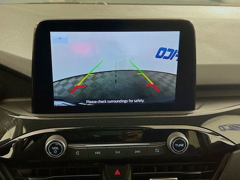 Certified 2025 Ford Escape ST-Line image 19