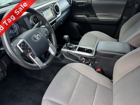 Used 2019 Toyota Tacoma SR5 image 10