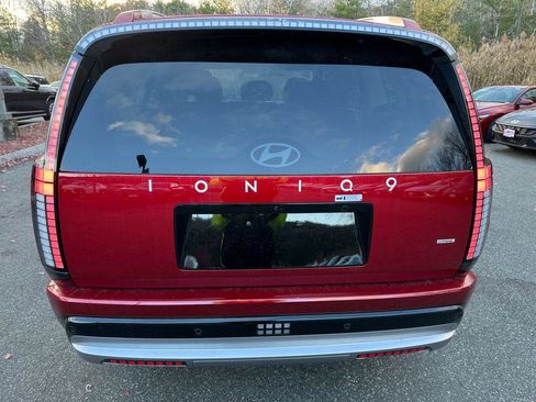 New 2026 Hyundai Ioniq 9 SEL image 4