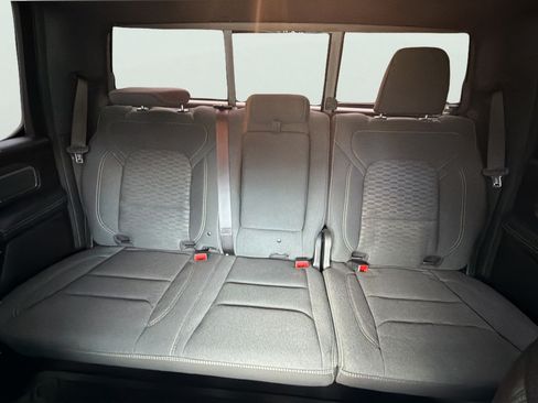 Used 2025 RAM 1500 Big Horn AWD/4WD image 30