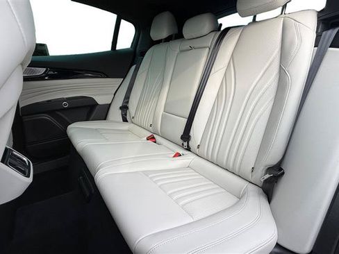 Used 2023 Maserati Grecale Modena AWD/4WD image 16