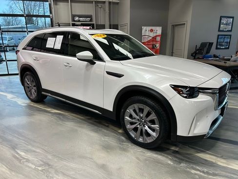 Used 2024 MAZDA CX-90 3.3 Turbo w/ Premium Package image 30