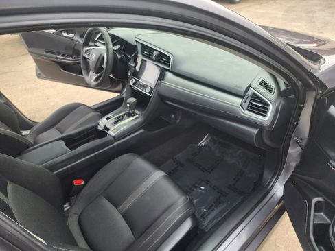 Used 2018 Honda Civic EX image 13