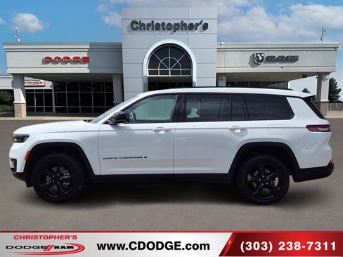 Used 2023 Jeep Grand Cherokee L Laredo AWD/4WD image 6