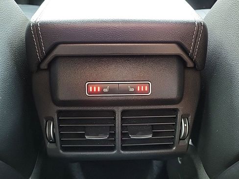 Used 2017 Land Rover Range Rover Evoque SE Premium image 19