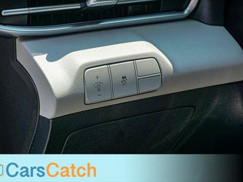 Used 2024 Hyundai Elantra Limited FWD image 23