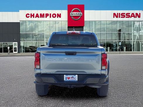 Used 2024 Chevrolet Colorado Trail Boss w/ Technology Package image 6