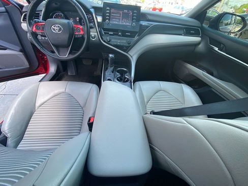 Used 2021 Toyota Camry SE w/ Cold Weather Package AWD/4WD image 11