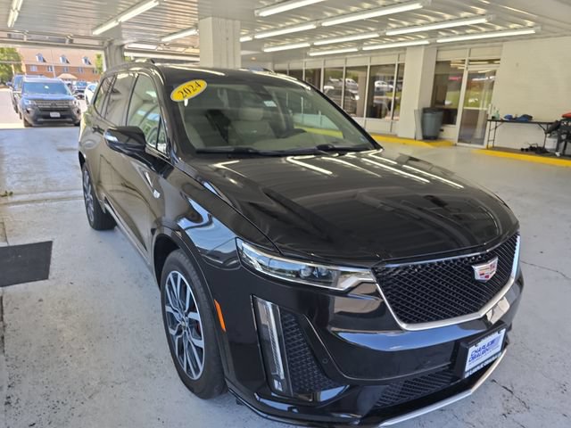 Used 2024 Cadillac XT6 Sport w/ Platinum Package AWD/4WD image 7