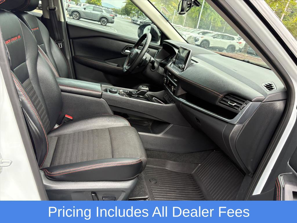 Used 2026 Nissan Rogue SV w/ Rock Creek Premium Package AWD/4WD image 18