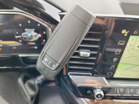 New 2026 GMC Sierra 2500 SLE w/ SLE Value Package; image 14