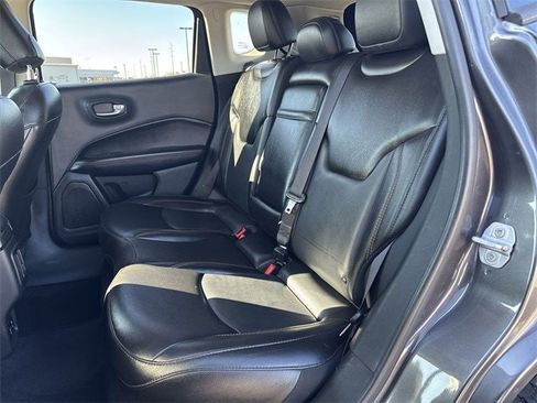 Used 2019 Jeep Compass Limited image 16