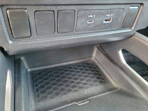 Certified 2022 Nissan Frontier SV image 31