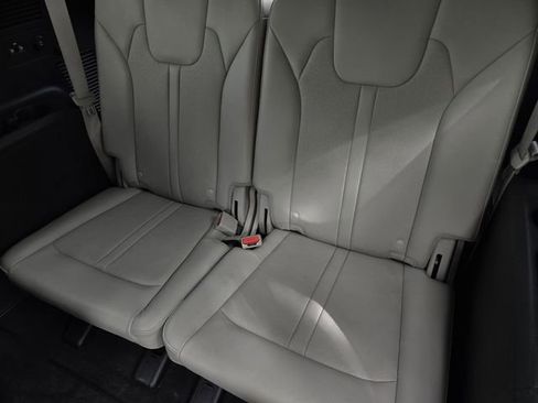 Used 2022 Kia Sorento EX w/ Panoramic Sunroof Package image 15