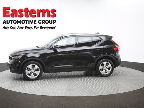 Used 2019 Volvo XC40 T5 Momentum AWD/4WD image 57