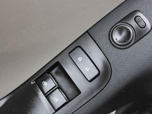 Used 2014 Chevrolet Camaro LS RWD image 15