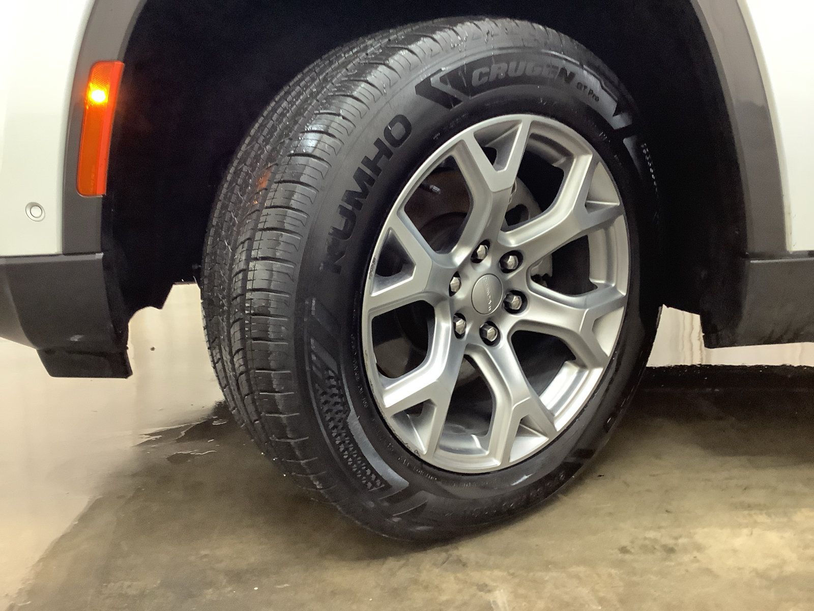 Used 2022 Jeep Wagoneer Series II AWD/4WD image 27