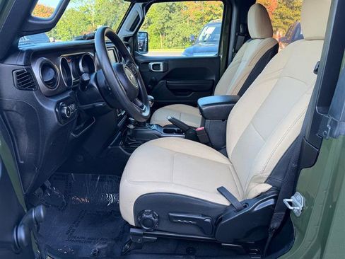 Used 2020 Jeep Wrangler Sport image 18