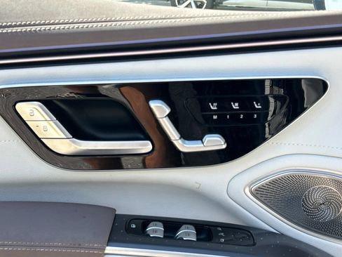 Used 2023 Mercedes-Benz EQS 450+ Sedan image 18