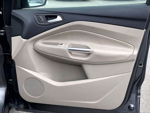 Used 2013 Ford Escape SEL FWD image 19