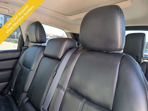 Used 2015 Nissan Pathfinder SL w/ SL Premium Package image 15