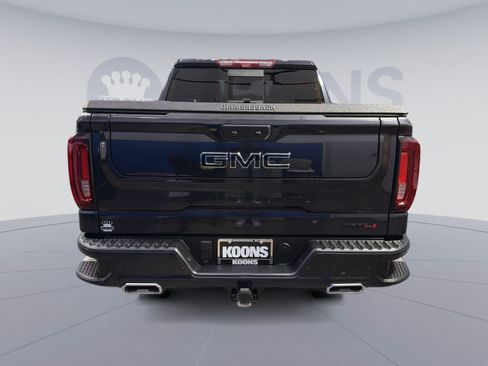 Used 2023 GMC Sierra 1500 AT4 w/ AT4 Premium Package AWD/4WD image 5