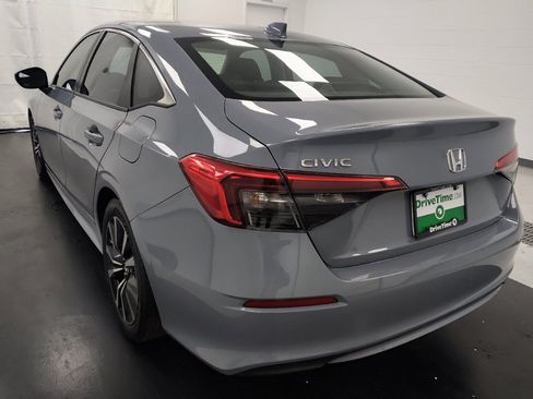 Used 2024 Honda Civic EX image 5