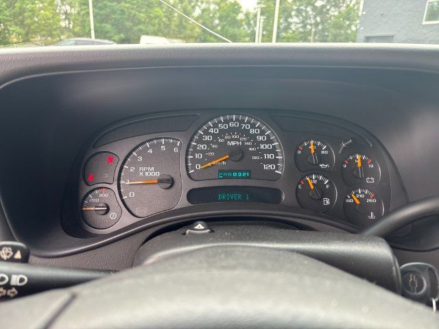 Used 2003 Chevrolet Silverado 2500 LS AWD/4WD image 24