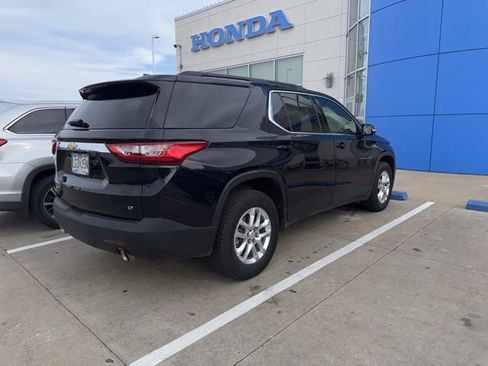 Used 2020 Chevrolet Traverse LT image 4