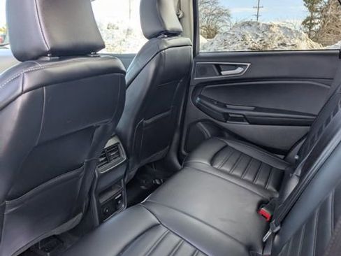 Certified 2024 Ford Edge SEL w/ Convenience Package AWD/4WD image 16