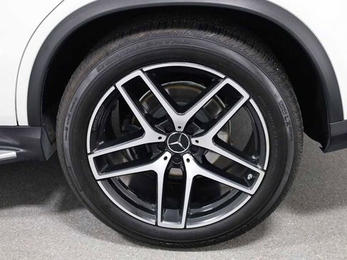 Used 2017 Mercedes-Benz GLE 43 AMG AMG GLE 43 image 35