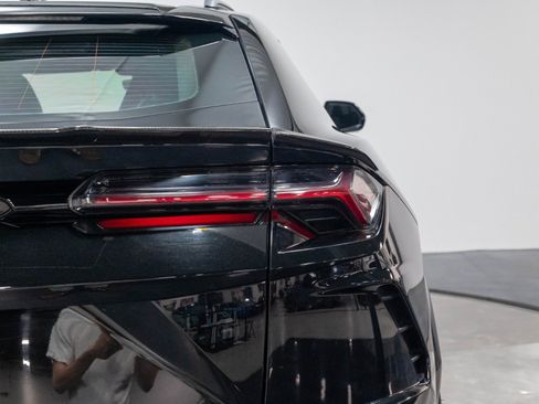 Used 2019 Lamborghini Urus AWD/4WD image 79
