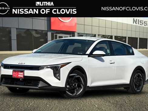 Used 2025 Kia K4 EX image 1