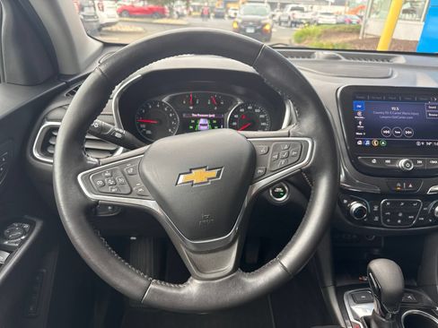 Used 2022 Chevrolet Equinox Premier AWD/4WD image 21
